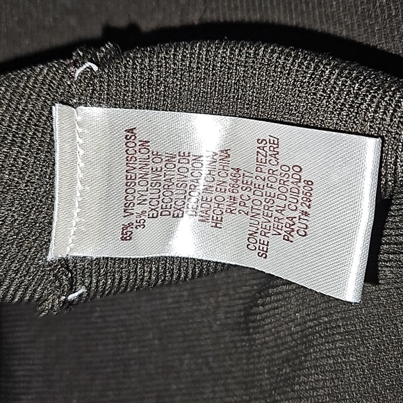 Sandra Darren | Olive Green Cropped Beaded Cardigan | Size 12 - Picture 6 of 6